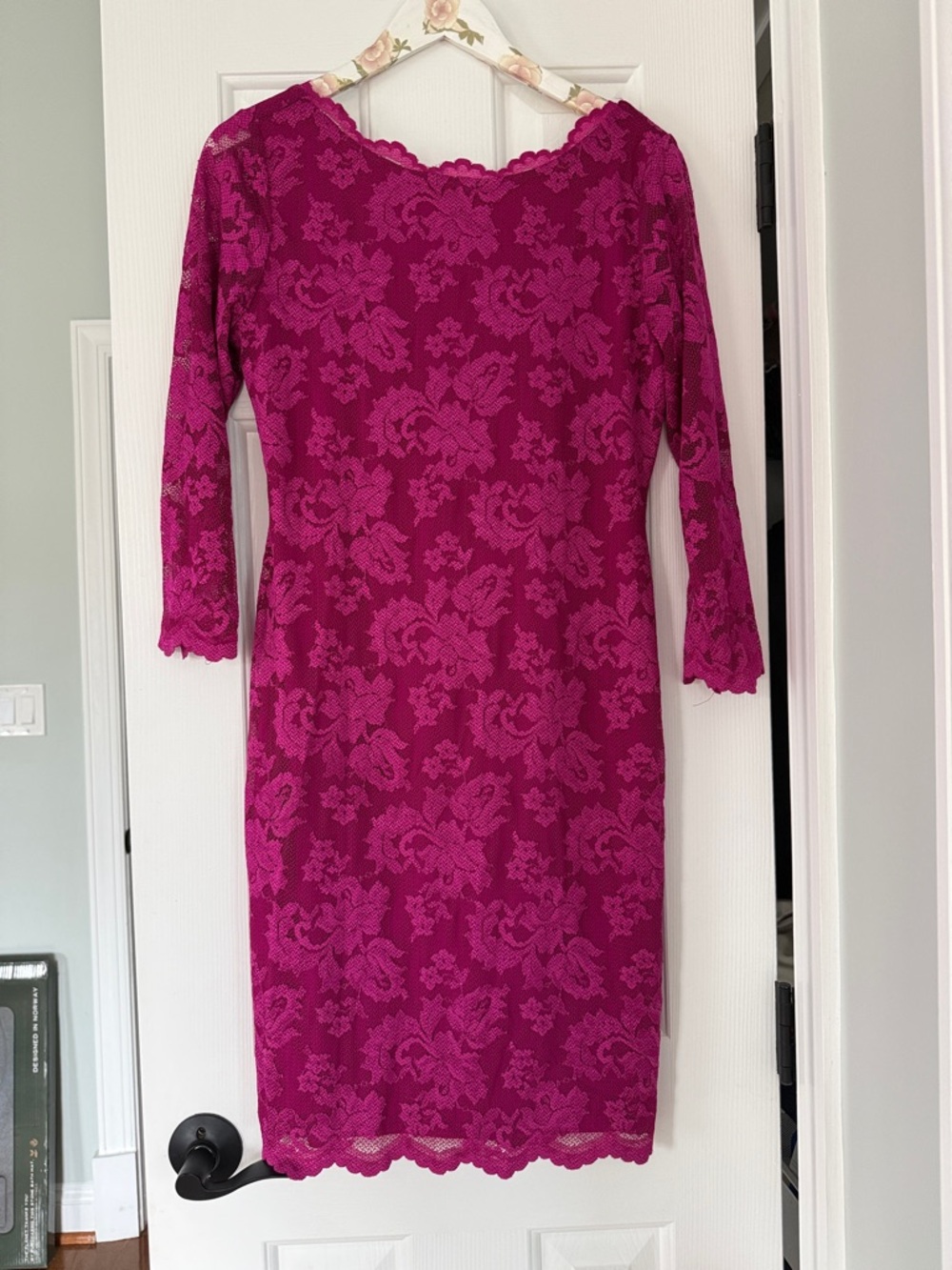 MARINA Fuchsia Lace Midi Dress size small